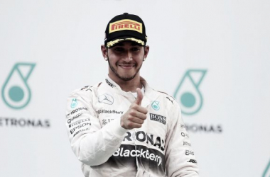 Lewis Hamilton: "El Ferrari ha sido demasiado rápido hoy"