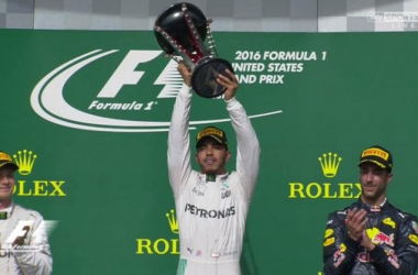F1 - Hamilton stravince e fa 50 in Texas, ancora male le Ferrari