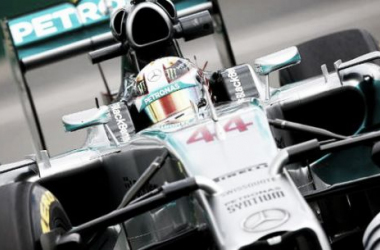 Lewis Hamilton renoue avec la victoire sur ses terres