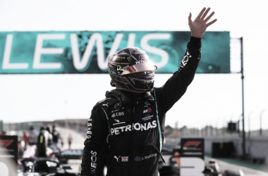 Hamilton le roba la pole a Bottas en Portimao