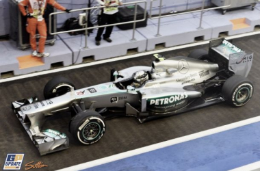 Hamilton domina los primeros libres en Singapur