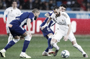 El Real Madrid vence al Alavés sin Zidane en el banquillo