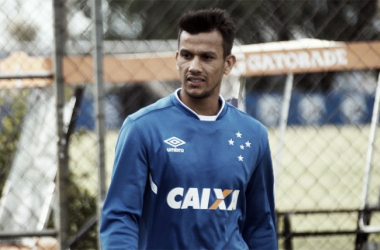 Henrique 'esquece' Copa do Brasil e garante Cruzeiro focado diante do Sport