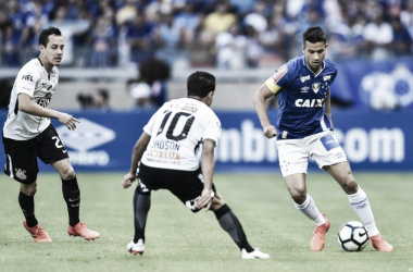Cruzeiro abre placar, mas sofre empate do Corinthians no fim em primeiro jogo após título