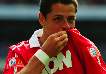 Chicharito amplía su vinculación con el Manchester United