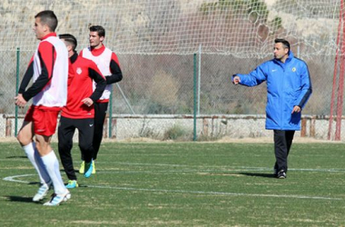 Manolo Herrero: &#039;&#039;Si no ganamos al Nàstic, el primer puesto se pondría difícil&#039;&#039;