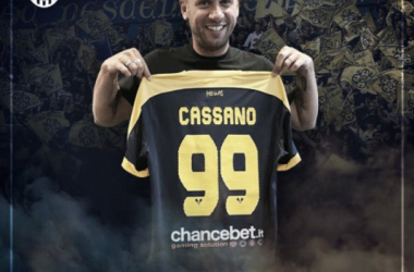 Hellas Verona anuncia contratações dos atacantes Cerci e Cassano