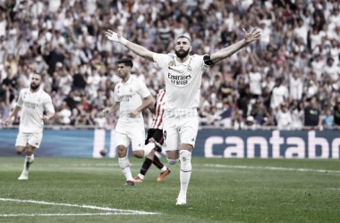 Karim Benzema celebra su último gol en el Santiago Bernabéu / Fuente: Real Madrid