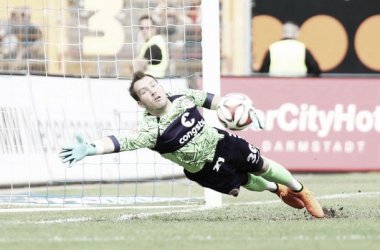 Relegation hero Himmelmann extends with St. Pauli