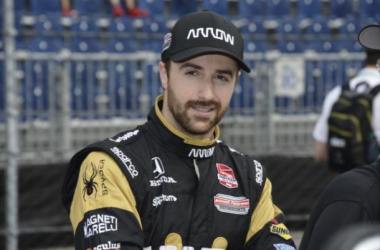 IndyCar: Hinchcliffe Stable After Surgery For Crash Injuries