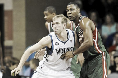 Robbie Hummel se suma a la amplia enfermería de los Timberwolves