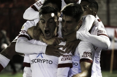 Huracán triunfó ante Rosario Central por 2-0 y consiguió su primera victoria en el torneo