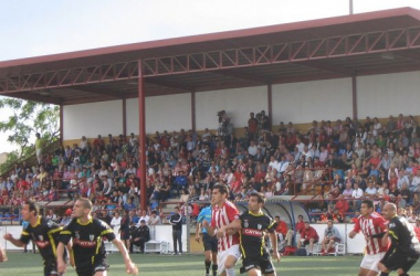 El Huracán Valencia quiere llenar Manises para el derbi