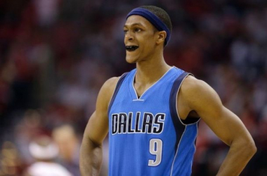 The Lakers Would Be Making A Monumental Mistake By Signing Rondo