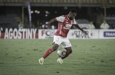 Elvis Perlaza 'brilló' en la ausencia de fútbol en Santa Fe