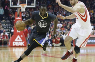 Golden State Warriors Completely Dominate Houston Rockets, 131-106, Behind Big Nights From Splash Brothers