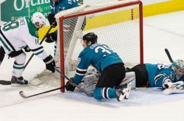 Stars Down Sharks in Battle of Newly-Eliminated Teams