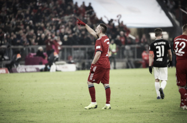 Ribery marca golaço no fim e Bayern de Munique vence Leipzig na Allianz Arena