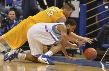 Valparaiso Crusaders Hang On Against Indiana State Despite Quiet Second Half From &quot;Jazzy Junior&quot; Alec Peters