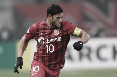 Hulk anuncia saída da China e garante propostas de clubes brasileiros