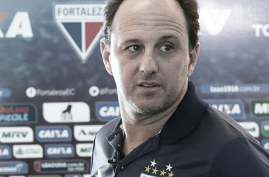 Rogério Ceni cita importância do triunfo sobre Ceará: "Clássico é um campeonato à parte"