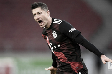 Bayern de Munique tem trabalho, mas derrota Stuttgart e abre vantagem na ponta