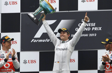 Nico Rosberg celebrando su primera victoria en Shanghai 2012 - Foto: Antena 3