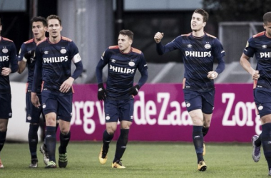 El PSV de las dos caras se impone en Utrecht y mantiene el liderato