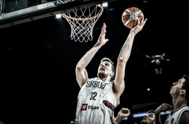 Serbia avanza a cuartos de final de la mano de Kuzmic