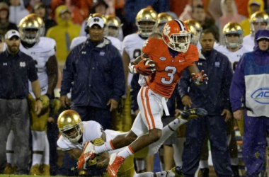 Notre Dame Fighting Irish Fall to the Clemson Tigers 24-22