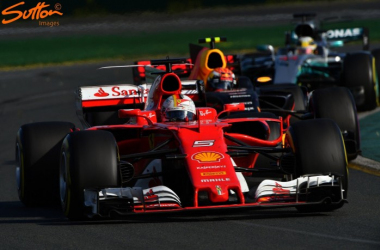 Australian GP: Vettel storms to Melbourne win