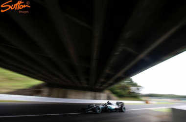 Japanese GP: Rosberg pips Hamilton in FP2
