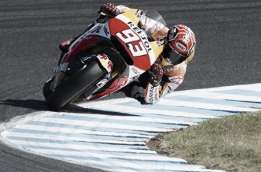 Espanhol Marc Márquez fatura primeiro lugar em corrida emocionante da MotoGP na Austrália