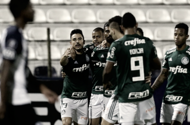 Palmeiras domina jogo inteiro, vence Alianza Lima fora de casa e segue líder do grupo 8