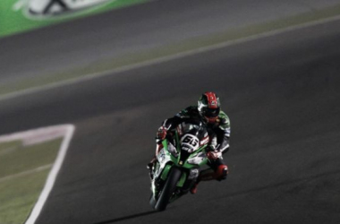 Inglês Tom Sykes crava pole no Catar pelo Mundial de Superbike