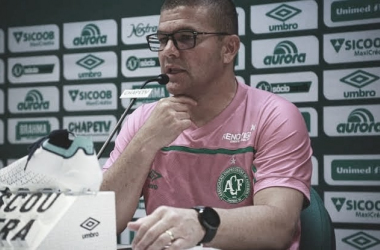 Umberto Louzer rejeita Cruzeiro e permanece como técnico na Chapecoense