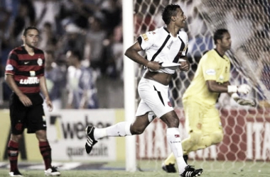 Recordar é viver: há 10 anos, Vasco vencia o Flamengo em clássico marcado por expulsões
