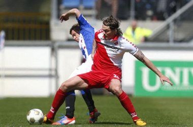 Un solitario gol de Van Der Gun le da el triunfo al Utrecht