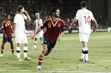 Un tsunami en las botas de Isco