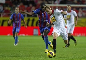 El Sevilla se estrella ante el muro granota