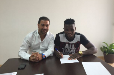 Isaac Success amplía hasta 2019 su contrato con el Granada CF