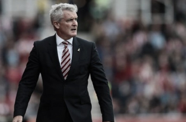 Mark Hughes: &quot;El ambiente en el vestuario es bueno&quot;