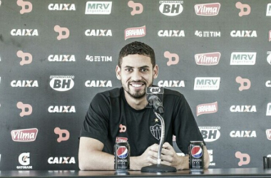 Cria da base, zagueiro Gabriel comemora chances como titular do Atlético-MG