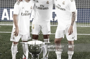 &nbsp;Los tres guardianes blancos