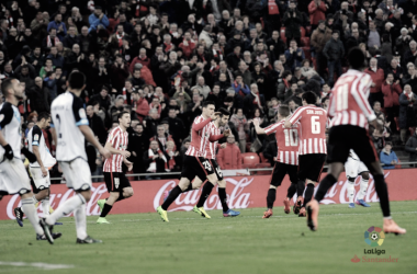 Análisis Athletic - Depor: Los minutos finales vuelven a dejar sin premio a los de Coruña