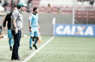 Enderson Moreira lamenta goleada sofrida pelo América-MG: "Faltou competitividade"