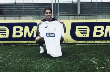 Asier Extaburu ya es nuevo jugador del Real Unión