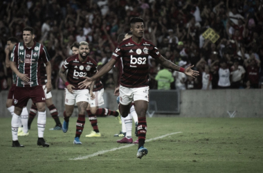 Flamengo domina Fluminense e vence com sobras no Maracanã