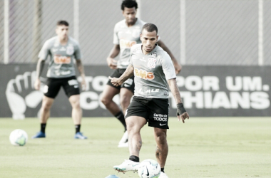 Estreando na Copa do Brasil, Corinthians recebe empolgado América-MG