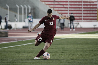 Alexander González, titular con Venezuela